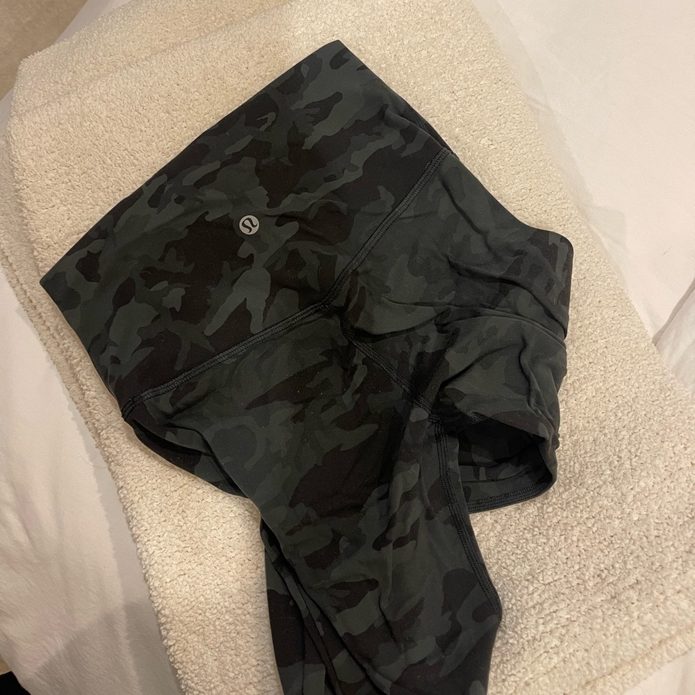 Lululemon Align Camo Leggings size 4